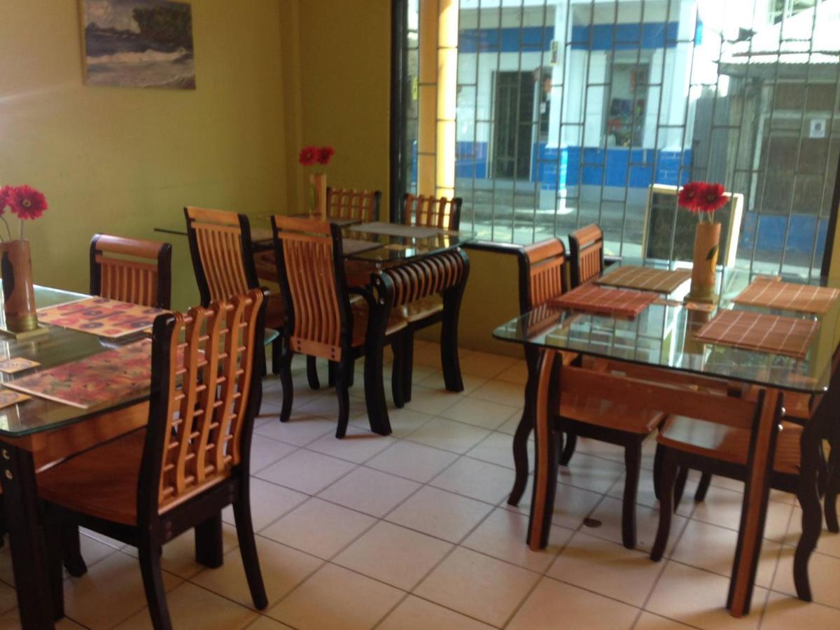 North Bay Inn Sauteurs Экстерьер фото